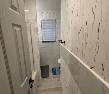 Northside Apartamento | Urban Townhouse in North Jacksonville