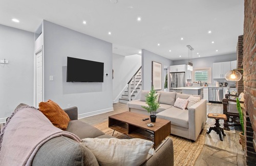 Lower Lawrenceville Casa | Urban Tranquility - Cozy and Spacious Retreat in Awesome Central Location