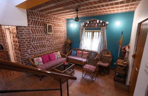 Ilam Bazar Villa | Urban Tripper Aamar Bari Homestay by Arindam