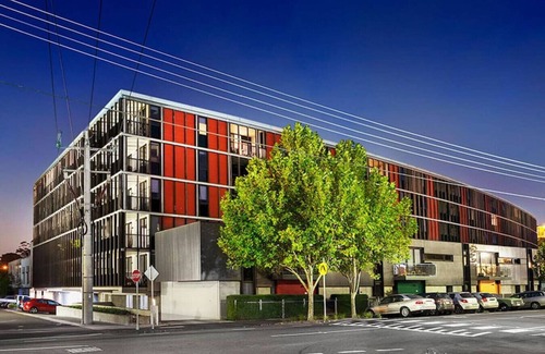 Richmond North Apartamento | Urban Uptown: Stylish Richmond