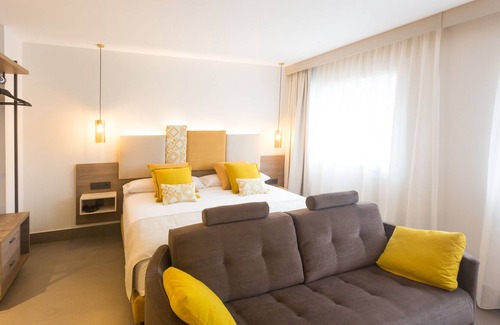Tres Cantos Hotel | UrbanA +++ Tres Cantos
