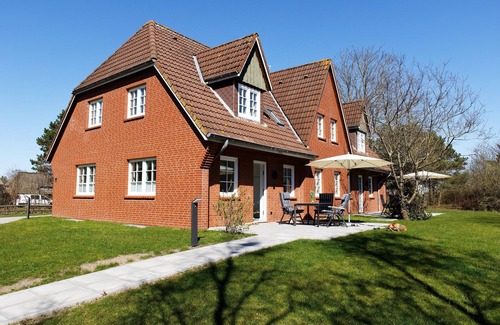 Nebel Apartamento | Urlaub mit Hund / Obergeschosswohnung mit Terrasse für 2 Personen