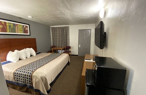 Mount Vernon Hotel | USA Inn