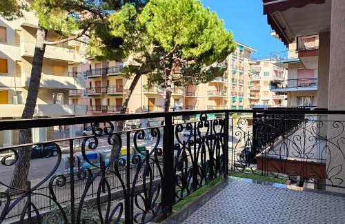 Marina di Andora Apartamento | Uso di Mare 7 by Tempovacanza