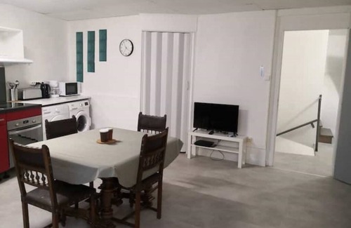 Secteur 2 Apartamento | USU15 Workshop