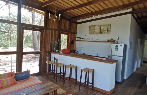 Rocha Casa | LA ASIMETRICA CHACRA MARINA EL TRIANGULO SAN ANTONIO