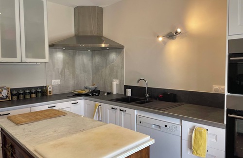 Cornillon Otro | Uzès, 30 minutes from Mas d'Angel, at Éric & France