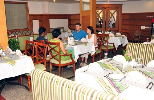 North Paravur Hotel | V K G Group Holiday Hotel