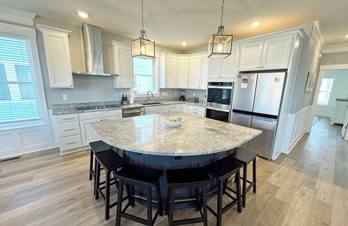 Ocean Hill Casa | V1207 - Salt Therapy, oceanside, 6 br, 4.5 ba, pool, hot tub, and cabana.