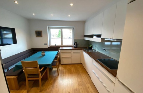 Maurach Apartamento | Vacation apartment Rofanblick