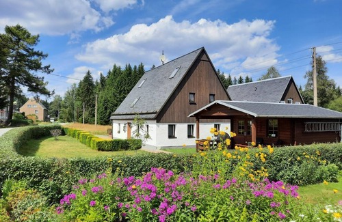 Marienberg Casa | Vacation home on the Erzgebirgskamm - Holiday home Kühnhaide