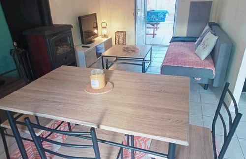 La Boissiere-des-Landes Casa | Vacation home between land and sea.