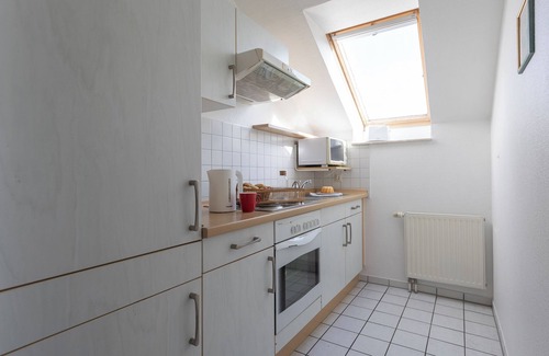 Wremen Apartamento | Vacation apartment Lili Marleen. Flooded with light and on two levels.