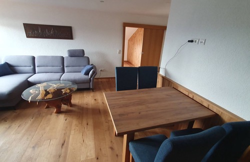Marktoberdorf Apartamento | Vacation apartment with a beautiful view