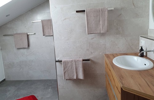 Marktoberdorf Apartamento | Vacation apartment with a beautiful view