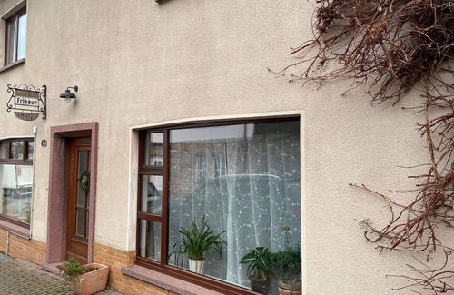 Fritzlar Apartamento | Vacation apartment Alter Frisörsalon - Holiday apartments Alter Frisörsalon