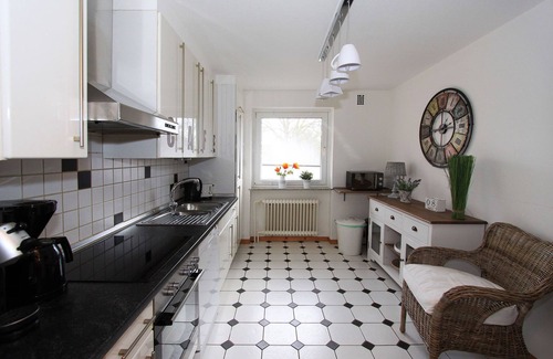 Behrensdorf Apartamento | Vacation apartment/apartment for 5 guests with 98m² in Behrensdorf (126290)