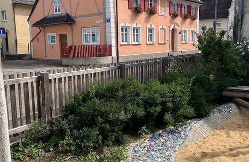 Ichenhausen Apartamento | Vacation apartment/apartment for 6 guests with 80m² in Ichenhausen (297912)