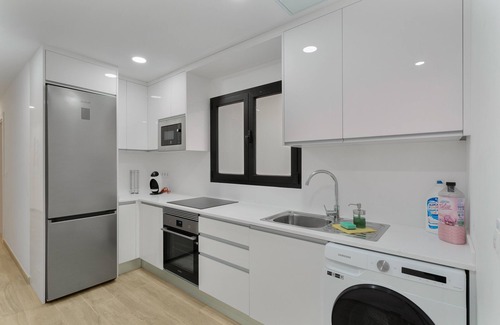Arguineguin Apartamento | Apartamento de vacaciones 'Lupama Suite' con piscina privada, Wi-Fi y aire acondicionado