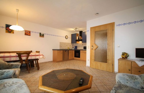 Obing Apartamento | Apartamento hasta 4 personas en una granja, 80 m² accesible para minusválidos