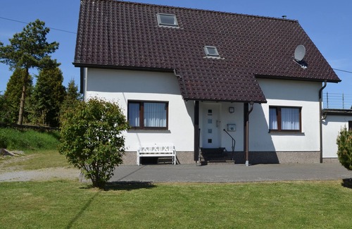 Hellenthal Apartamento | Vacation apartment-ground floor-garden in an idyllic location