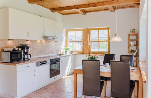 Vadersdorf Apartamento | Vacation apartment half-timbered house "Süden unten" - Bauernhof Hopp