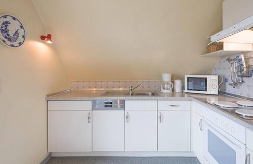 Borgsum Apartamento | Vacation apartment in Borgsum (top right) for up to 2 people