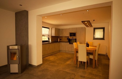 Maurach Apartamento | Vacation apartment Jessy - apartment/flat, shower, WC, terrace