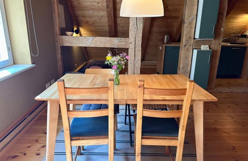 Zemitz Apartamento | Vacation apartment Kutscherhaus for up to 4 people upstairs - Kutscherhaus am Herrenhaus