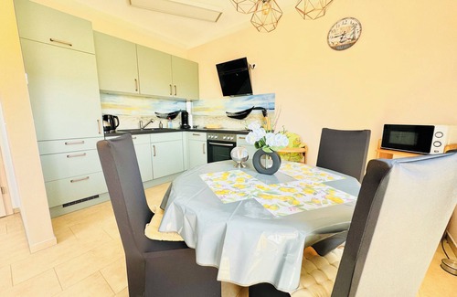 Hasselberg Apartamento | Vacation apartment "Ostsee-Brise" in Hasselberg.