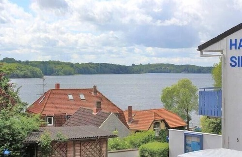 Eutin Apartamento | Acogedor apartamento, situado en una pendiente idílica, con una vista fantástica del lago.