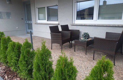 Niederaula Apartamento | Vacation apartment with two bedrooms for 5 persons and terrace, ground floor