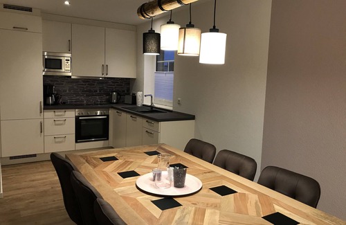 Geeste Apartamento | Vacation apartment with sauna and stove - right on the water and close to the lake