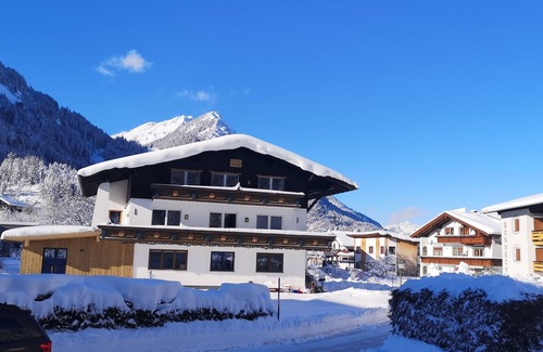 Bichlbach Apartamento | Vacation apartments Haus Almrausch - Bergfieber