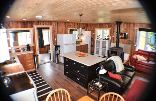 Litchfield Cabaña | Casa de vacaciones en Lakefront Campbell's Bay Quebec cerca de Ottawa / Gatineau