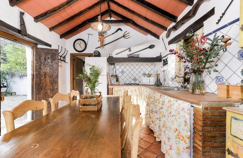 Los Ángeles Casa | Casa de vacaciones "Cortijo Rural Las Aves" con piscina y jardín compartidos