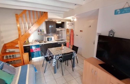 Saint-Michel-Chef-Chef Casa | VACATION HOME IN PRIVATE RESIDENCE
