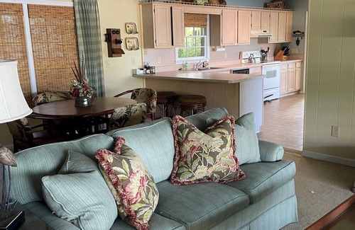 Dadeville Casa | Vacation Getaway on Lake Martin only 35 minutes from Auburn