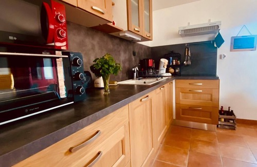 Les Conches Casa | Vacation home 5 minutes from the beach.