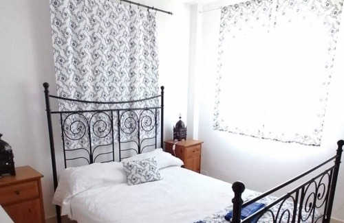 Medina-Sidonia Casa | Casa Medina con vista a la montaña y al mar, piscina, Wi-Fi, terrazas y jardín