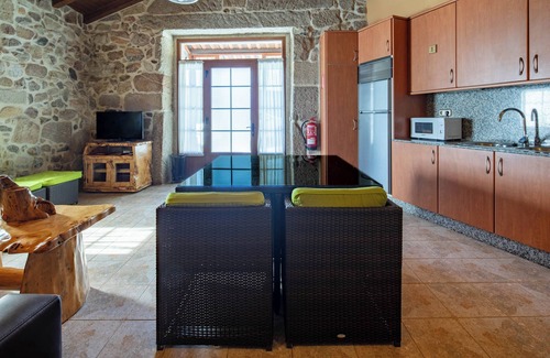 Bueu Casa | Casa de vacaciones "Casa Bahia" con vistas a la montaña y Wi-Fi