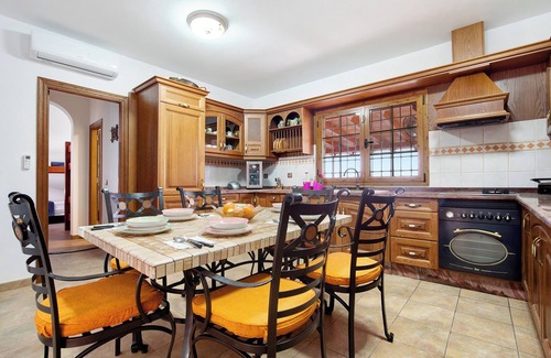 Triquivijate Casa | Casa de vacaciones 'Casa Glory' con vistas a la montaña, Wi-Fi y aire acondicionado