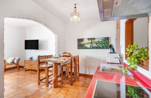 Arrieta Casa | Casa de vacaciones 'Casa Roque' con vistas al mar, Wi-Fi y aire acondicionado