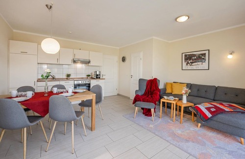 Korswandt Casa | Vacation home Sonne 6c - two bathrooms and terrace