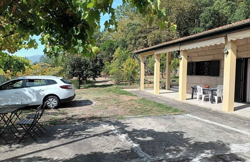 Sande Cabaña | Vacation home - Douro Valley - with terrace. Pets accepted.