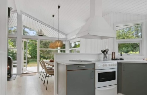 Melby Casa | Vacation home "Galatia" - 1.5km from the sea in Sealand in Melby - 6 persons, 4 bedrooms