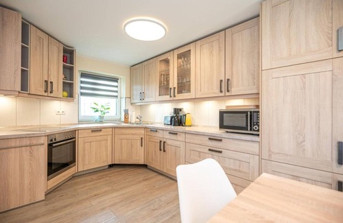Varel Casa | Vacation home Hafenkoje Vareler Hafen - your retreat by the North Sea