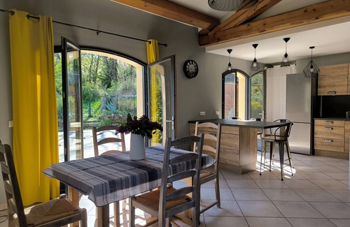 Mercuer Casa | Vacation home in Ardèche with swimming pool. Calm and natural!