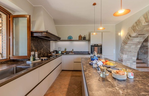 Gualdo Cattaneo Casa | Vacation Home in Todi with 4 bedrooms sleeps 8