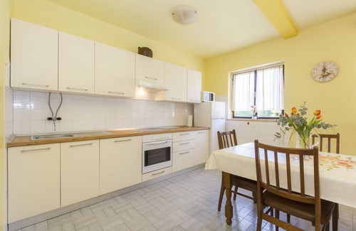 Marceljani Casa | Casa de vacaciones Laura, tranquila, familiar.